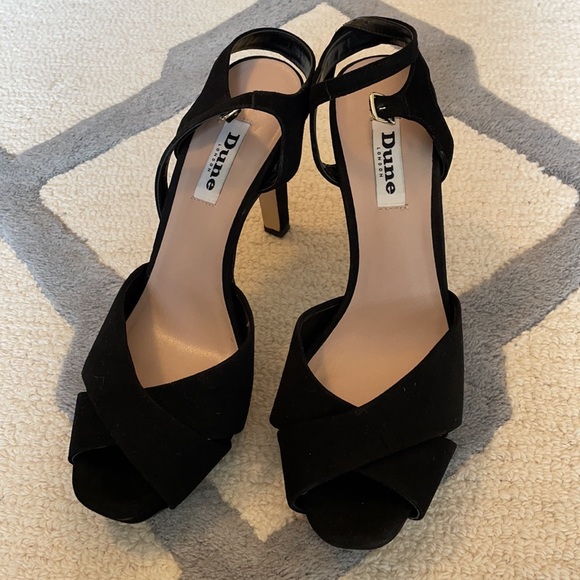 ❌SOLD❌🎉🎉Women’s Shoes Bundle Sell Size 8 👠 👠 - Picture 5 of 17